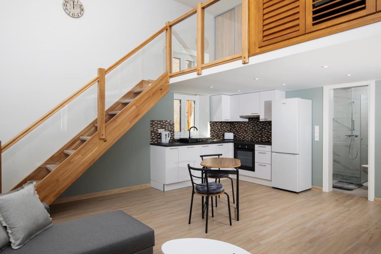 Centar City Pula Apartments エクステリア 写真