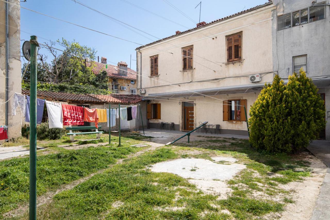 Centar City Pula Apartments エクステリア 写真